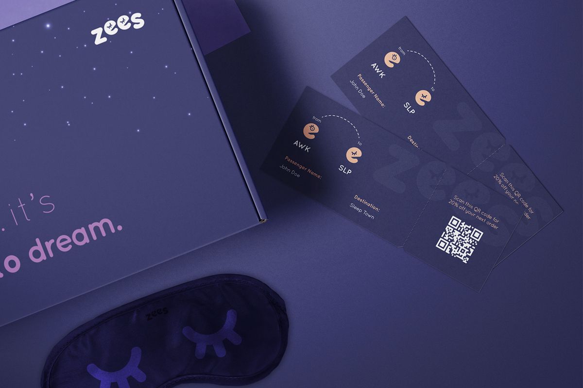 Dark blue box and additional elements to create the ultimate unboxing experience 